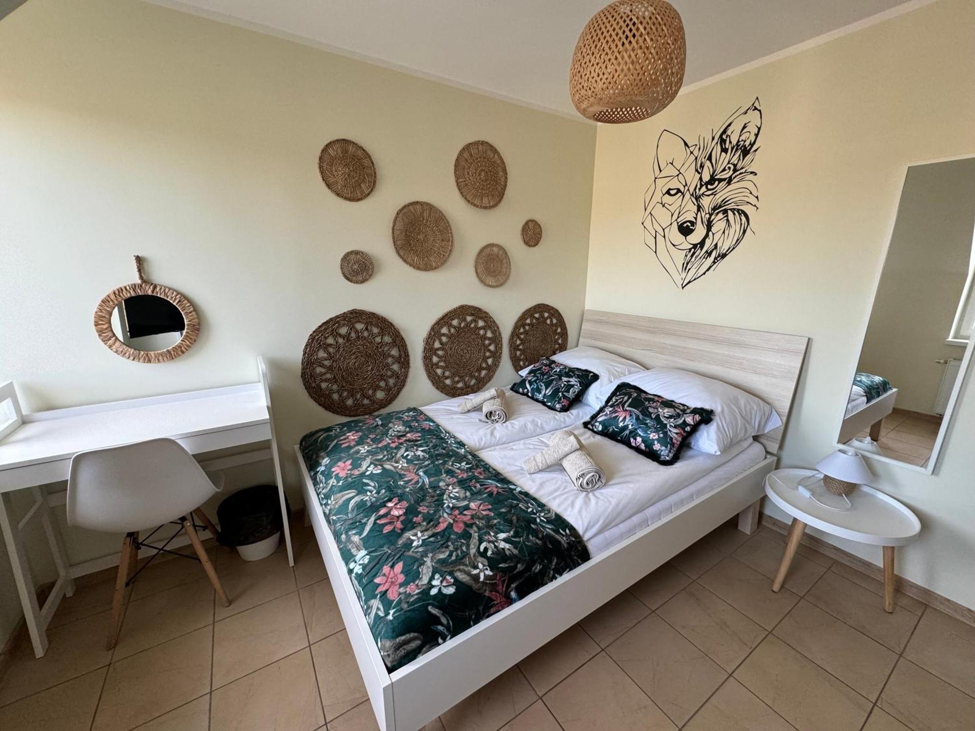 Hotel Wilczy Zaulek Mielno  Esterno foto