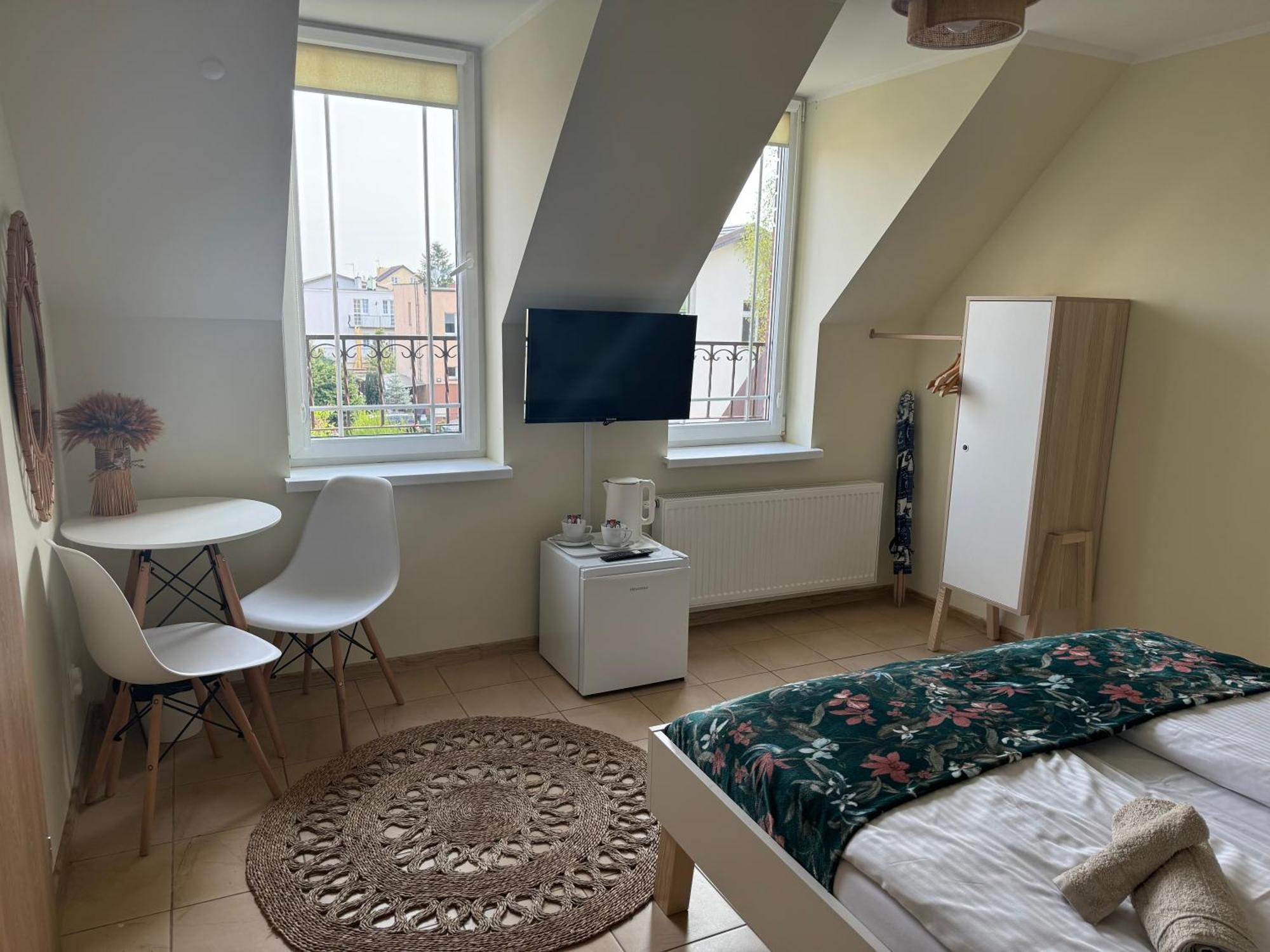 Hotel Wilczy Zaulek Mielno  Esterno foto